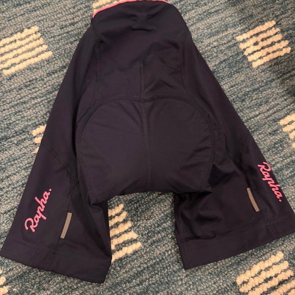 Rapha Classic Navy Women's Bike Shorts (Made In Italy) - Picture 2 of 6
